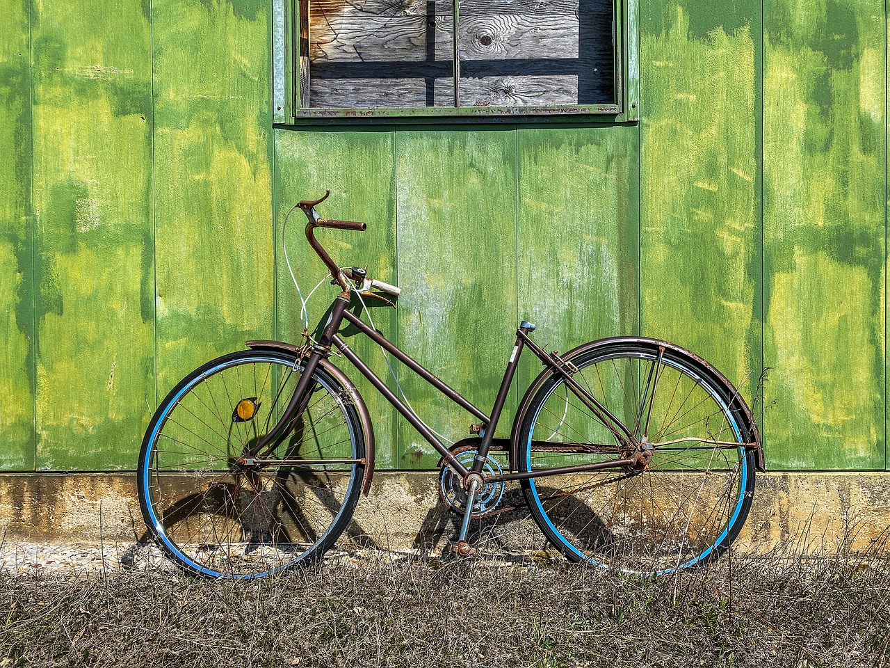abandoned bike